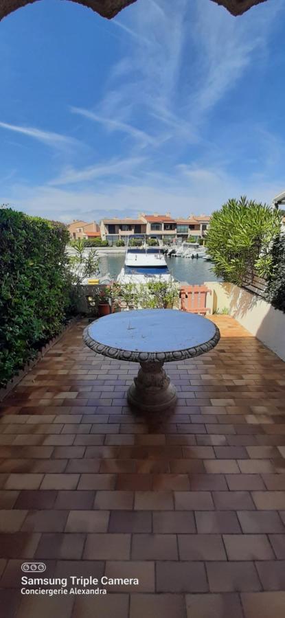 Villa Aux Capellans Sur La Marina Pour 4 Personnes - Vue Marina - Parking - Plage A 5 Min A Pied Saint-Cyprien  Ngoại thất bức ảnh